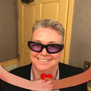 Meet your Posher, Stephanie